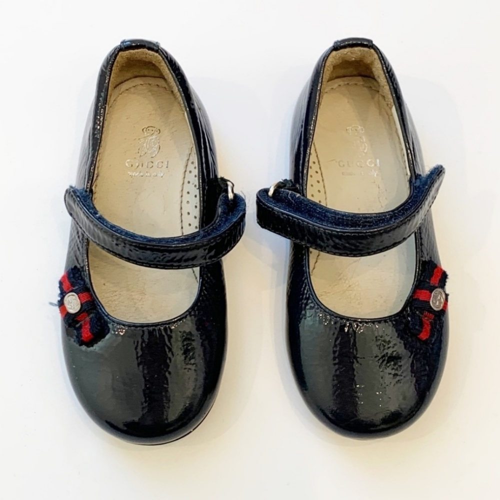 Gucci navy Mary Jane flats